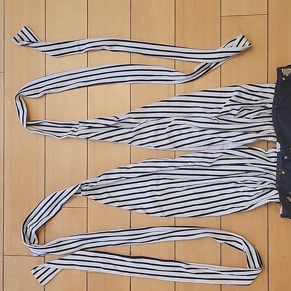 🍍5 for $20• COCOSHIP • Black & White Striped Backless High Waisted Bathing Suit - Picture 3 of 7